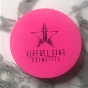 jeffree star ICECOLD skin frost.